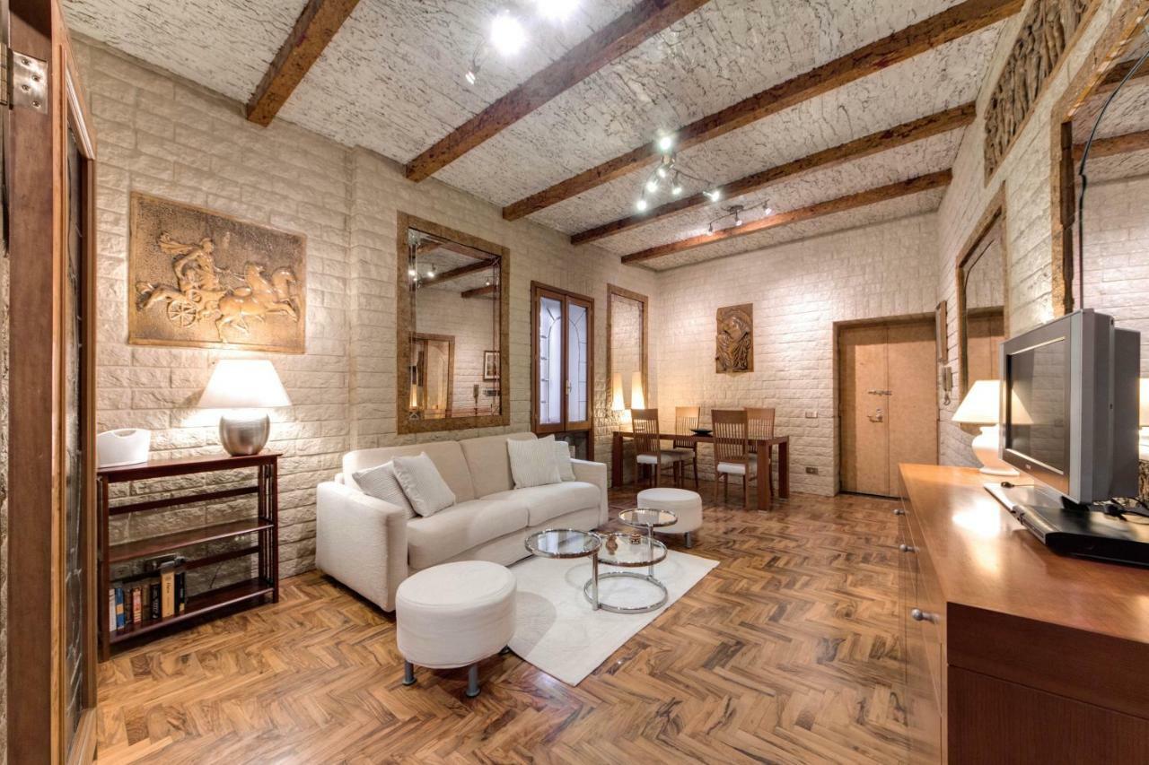 Fontana Di Trevi Charming Apartment Róma Kültér fotó